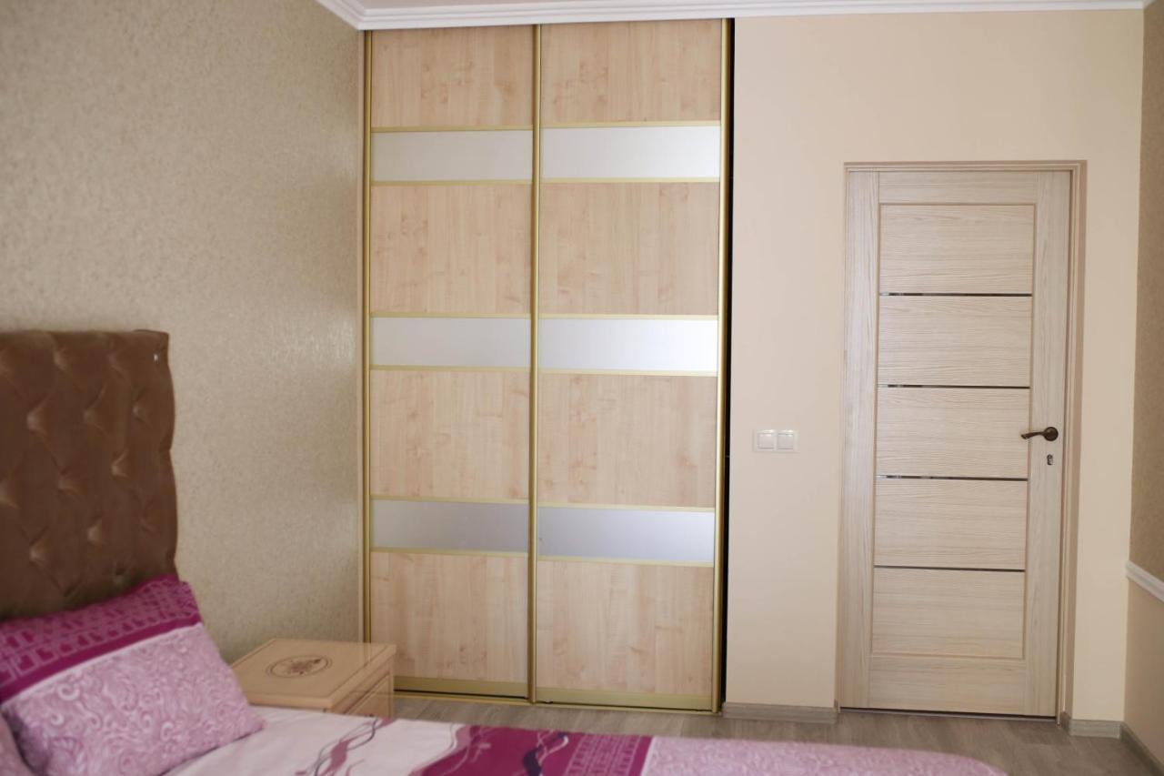 Apartment Bilya Taurusu